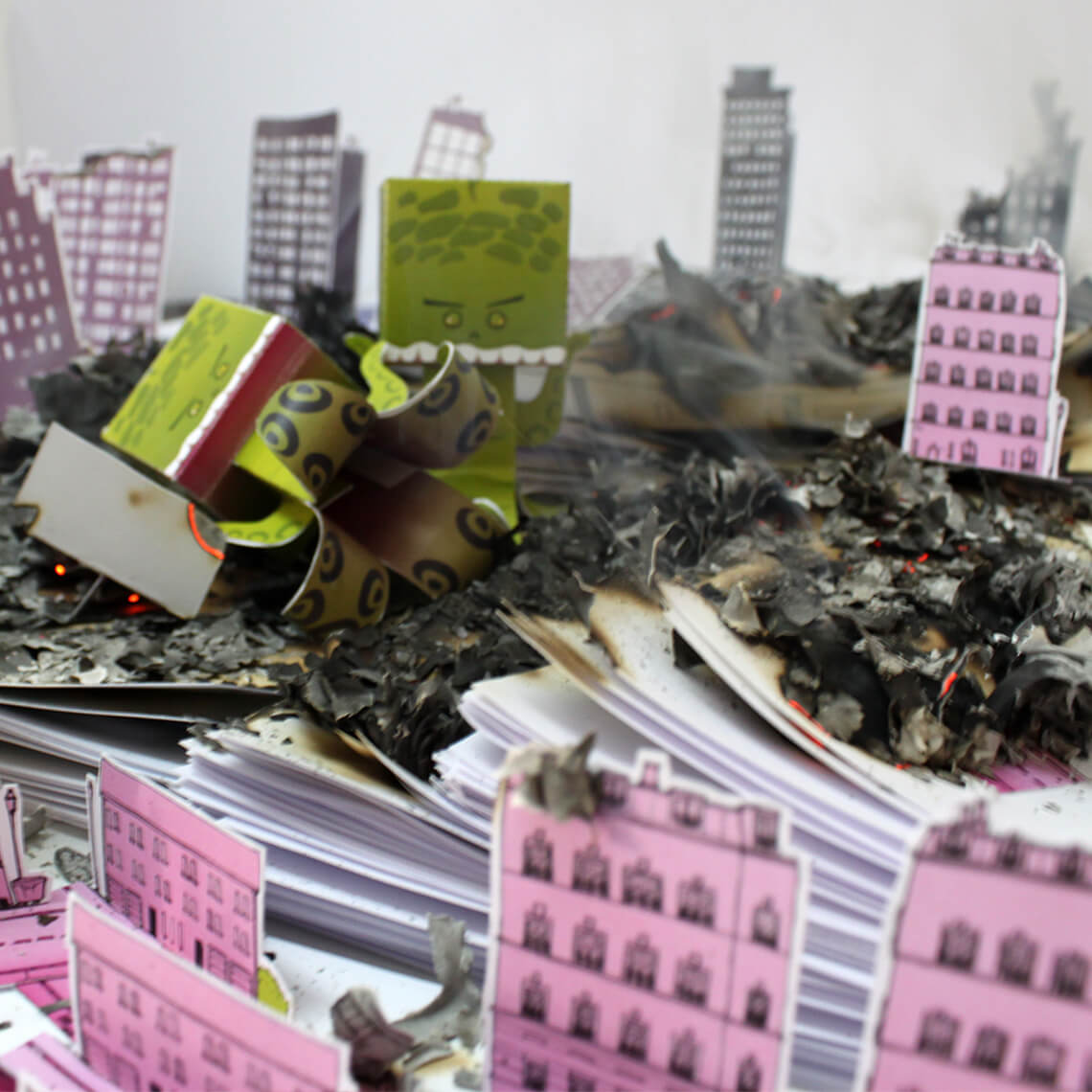 Papertoy frome outer space